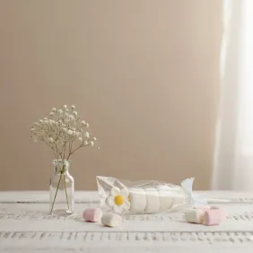 Spiedini Marshmallow Flower con Caramelle Bianche Segnaposto