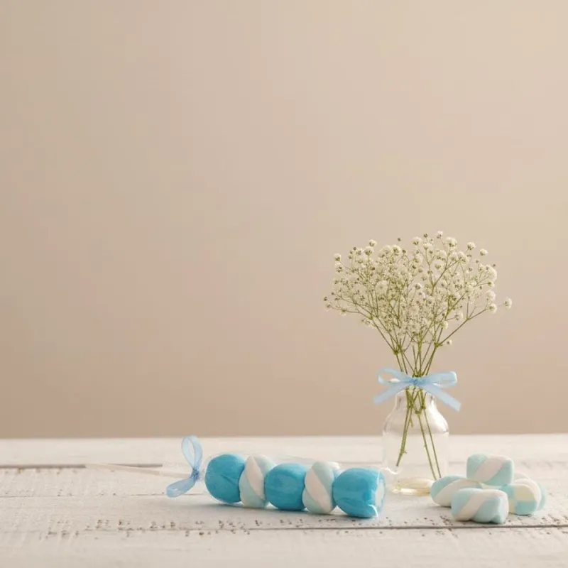 Spiedini Marshmallow Heart con Caramelle Trecce e Cuori Celeste