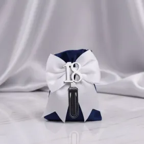 Segnalibro 18: Eleganza e Ricordo per il Compleanno Perfetto