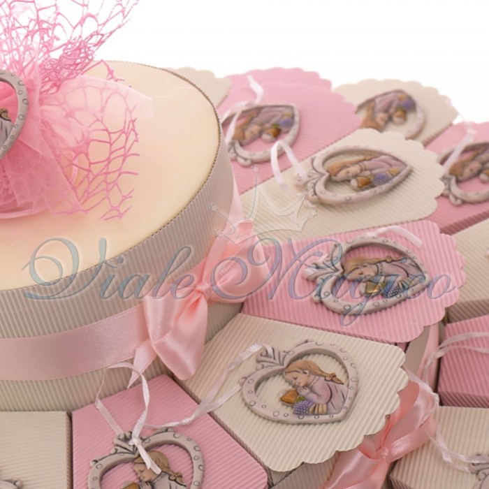 Vendita Bomboniere Comunione Torta con Appendino Cuore Pois Comunione Bimba Economiche Vendita Bomboniere Comunione Torta con Appendino Cuore Pois Comunione Bimba Economiche