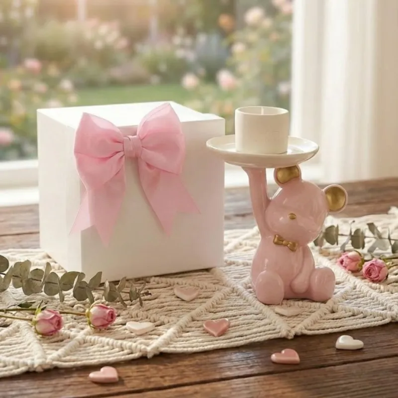 Bomboniera Orsetto rosa in Porcellana con Candela e Piattino – Confezione Cerimonia Completa Battesimo Nascita