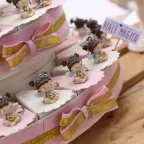 Bomboniere Portachiavi Angelo per Battesimo Bimba su Torta "Cuore degli Angeli"