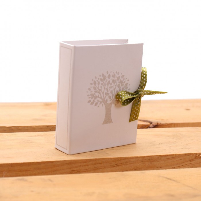Bomboniere Matrimonio Libro Book Albero della Vita Avana con Nastro Tratteggio e Confetti