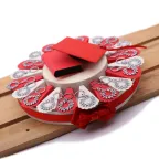 Torta Bomboniere Portachiave Laurea Corona D'alloro, ideale come Bombonere Laurea per un Ragazzo o una Ragazza.