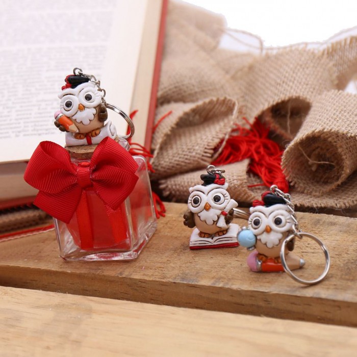 Bomboniere Laurea Portachiave Gufetto Hermes Vasetto con Confetti