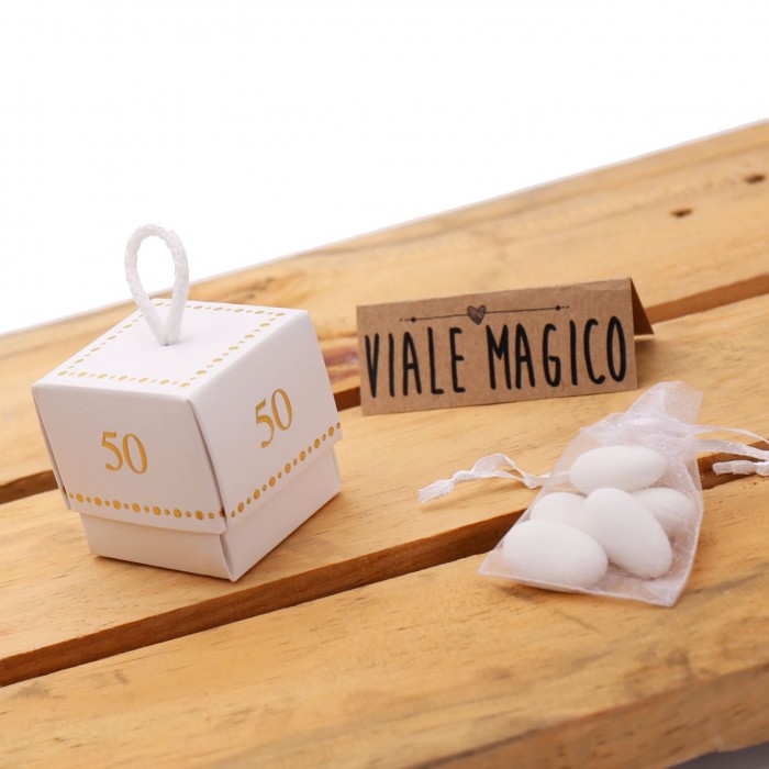 Bomboniera Nozze Oro Scatolina con n°50 oro per Anniversario Matrimonio con Confetti Bomboniera Nozze Oro Scatolina con n°50 oro per Anniversario Matrimonio con Confetti