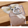 Bomboniera Matrimonio Portachiave Coppia Sposi in cuore in acciaio con Plexiglass