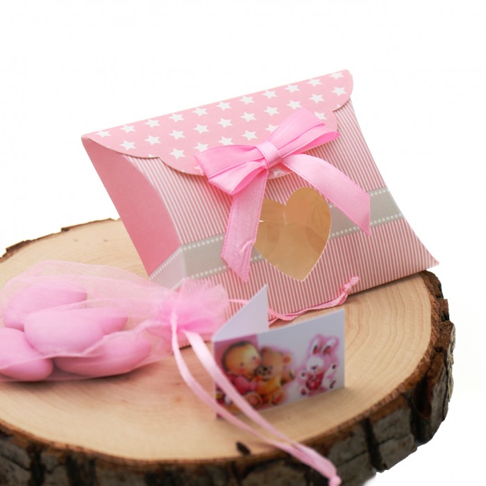 Bomboniera Nascita Bimba Busta Cuore Rosa Astuccio Star confezionato con confetti. Bomboniera Nascita Bimba Busta Cuore Rosa Astuccio Star confezionato con confetti.