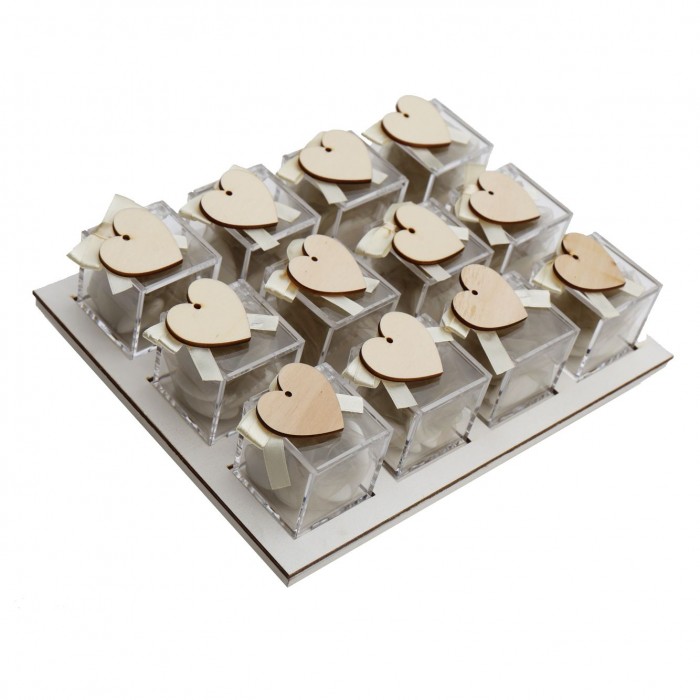 Vassoio Plexiglass Panna con Applicazione Legno Cuore Confetti