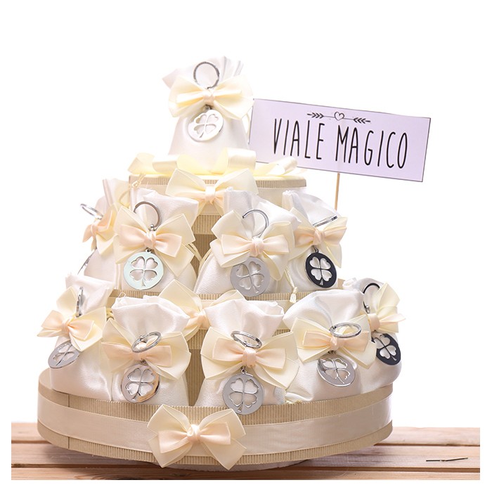 Bomboniere Portachiavi Quadrifoglio Traforato Portafortuna Torta da 25 Sacchetti