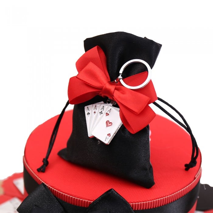 Bomboniere Compleanno su Torta Portachiavi Carte Poker D’Assi