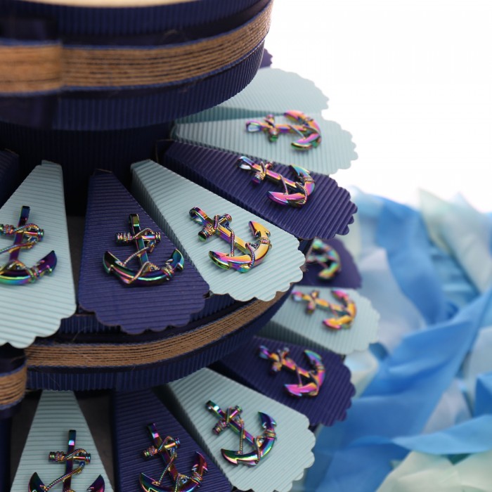 Ancora Rainbow Bomboniera Compleanno Tema Mare su Torta