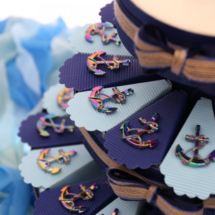 Ancora Rainbow Bomboniera Compleanno Tema Mare su Torta