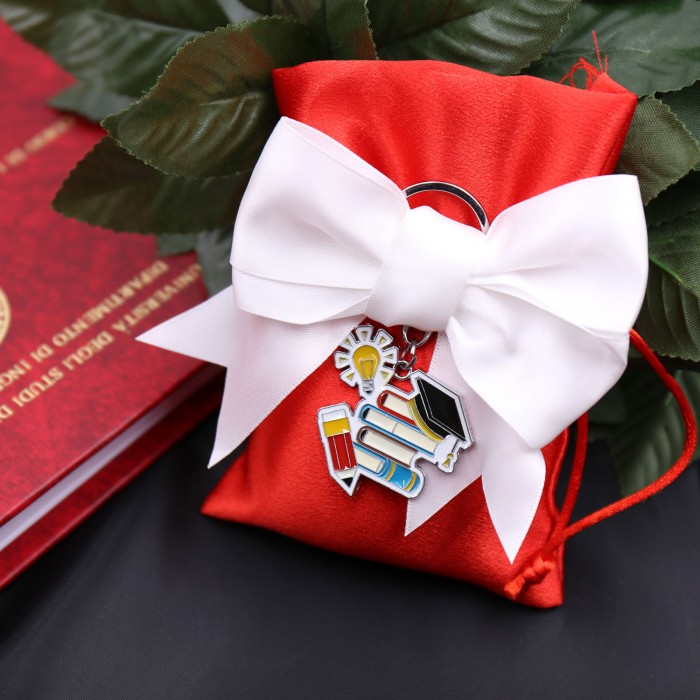 Portachiavi Idea linea College con Tocco laurea e libro Confezionato
