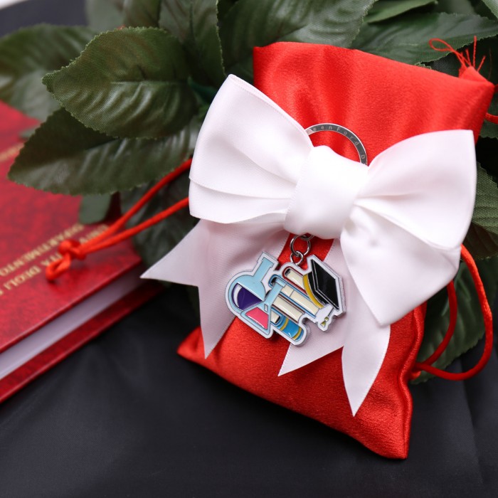 Bomboniera Confezionata Portachiave Laurea in Chimica
