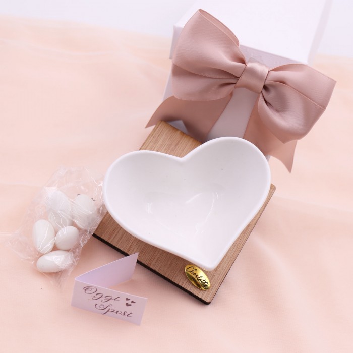 Bomboniera Matrimonio Utili Antipastiera Cuori Charlotte In Scatola da Cerimonia - VialeMagico