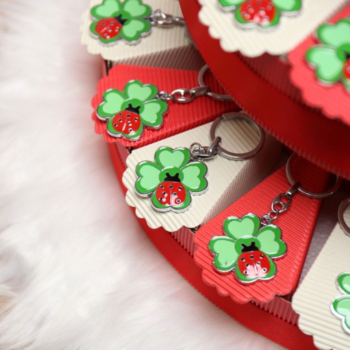 Torta Bomboniera Compleanno Quadrifoglio e Coccinella