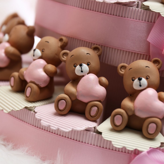 Bomboniere Nascita Dolce Orsetta con Cuore Rosa Su Torta