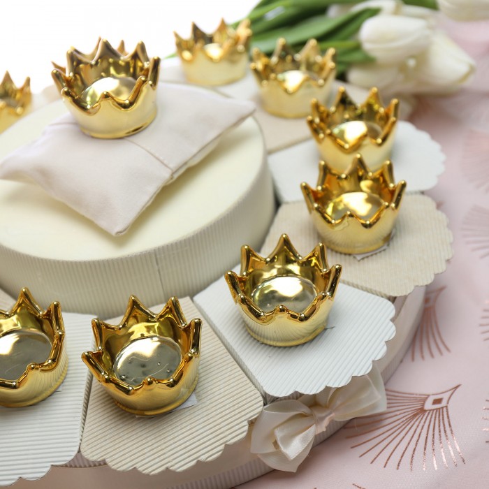 Corona Royal su Torta Bomboniera Maxi Fettine