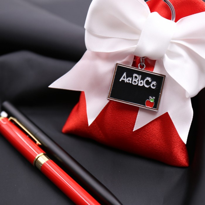 Bomboniera Confezionata su Sacchetto Lavagnetta con Letterine