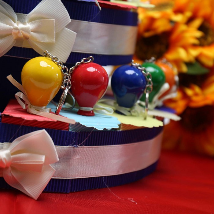 Torta Bomboniera Portachiave Palloncino Rainbow Idea Compleanno