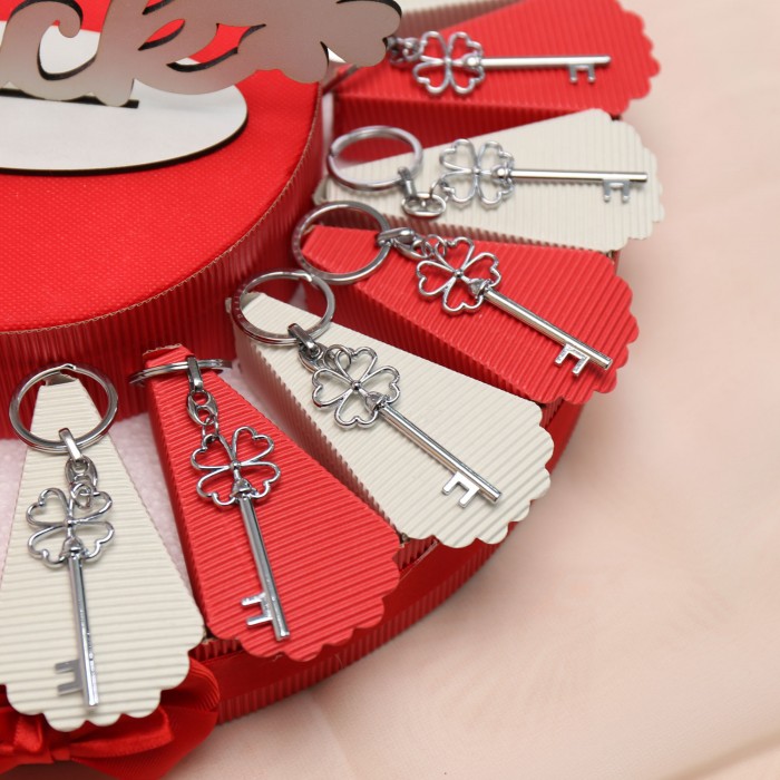 Torta Bomboniere Chiave Quadrifoglio Compleanno e Laurea