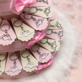 Offerte Bomboniere Battesimo Torta Confetti con Ciondolo Cuore Alato
