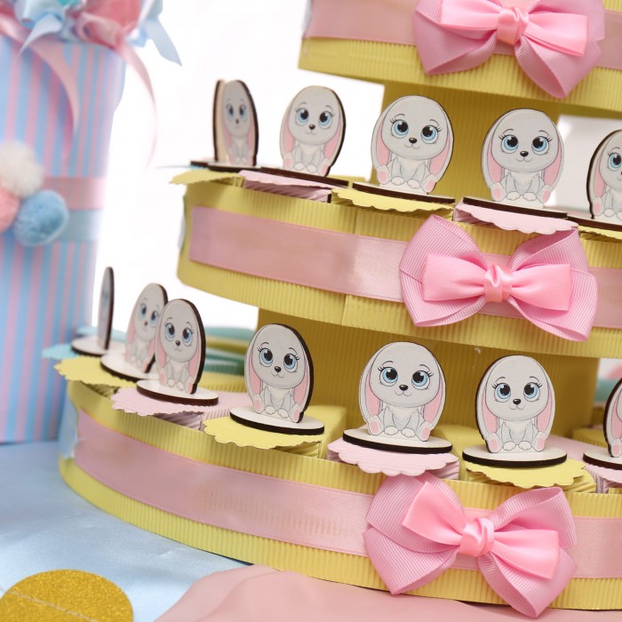 Baby Coniglietto Occhioni Blu Su Torta Bomboniera