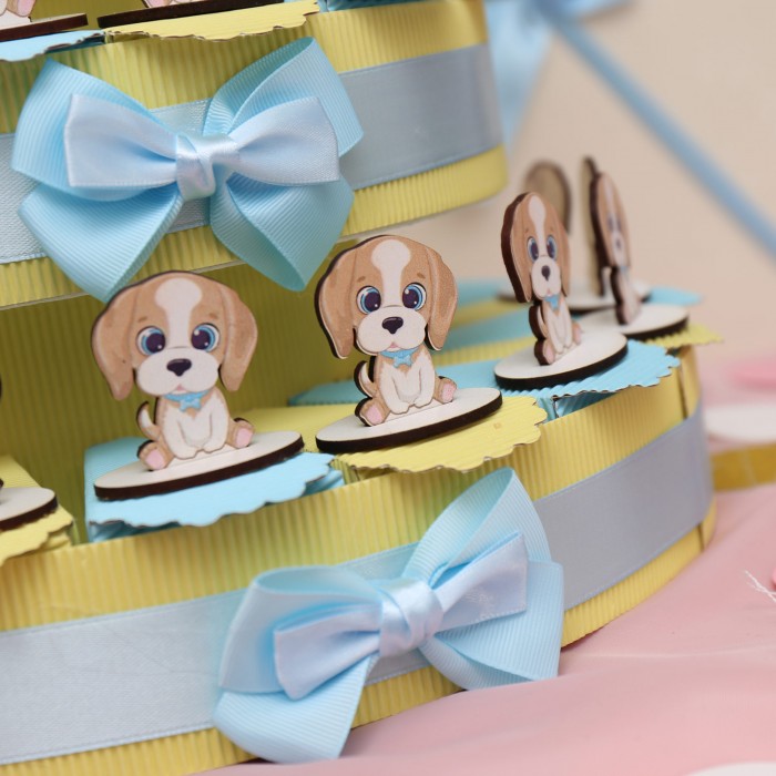 Baby Cagnolino con Papillon Blu Su Torta Bomboniera