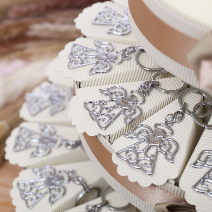 Torta Bomboniera Angelo Con Cuore Idea Prima Comunione