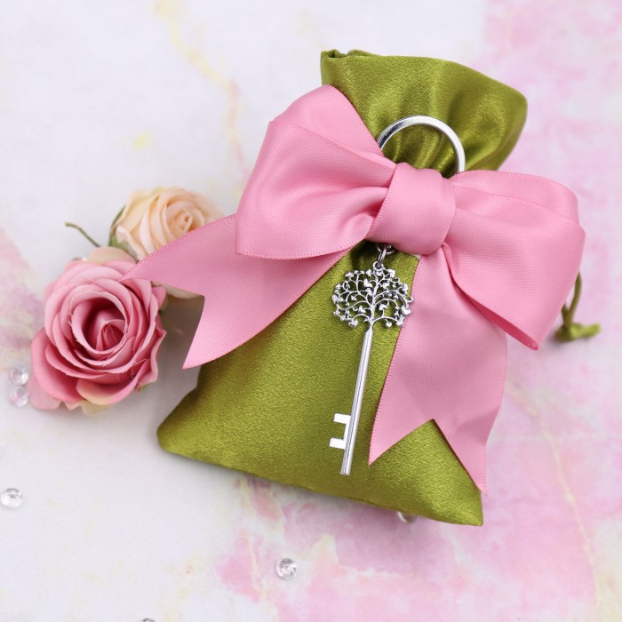 Bomboniere Chiave Albero della Vita Cuori con Nappina su Sacchetto Confettata