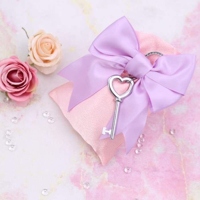 Bomboniera Matrimonio con Chiave Cuore Romantico su Sacchetto Bomboniera Confezionata Compleanno