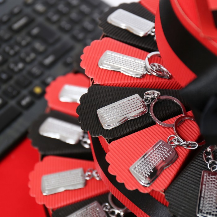 Bomboniere Online Torta Portaconfetti Ciondolo Tastiera Computer con N