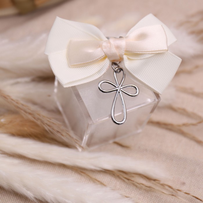Portachiave Croce a Fiore Silver Confezionato Su Plexiglass