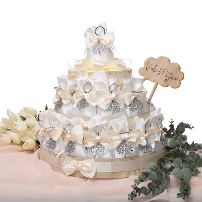 Bomboniere Portachiavi Albero della Vita Cuoricini Torta da 25 Sacchetti