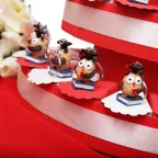 Gufo Intellettuale portachiavi laurea bomboniere Su Torta con Confetti