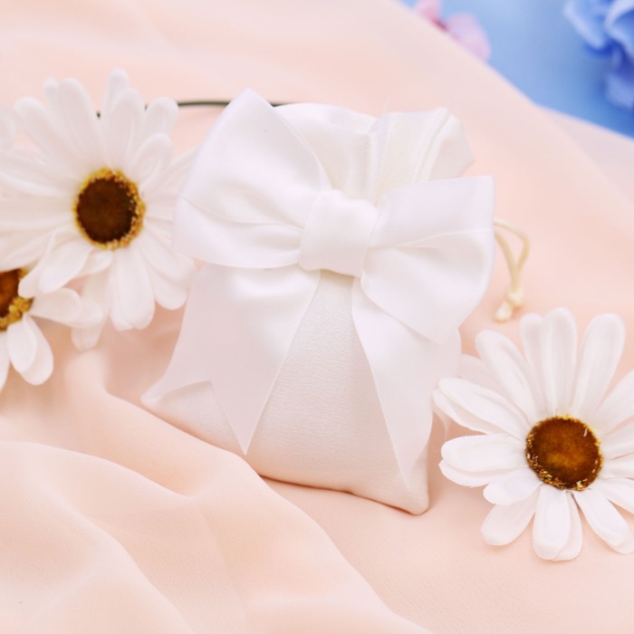 Sacchetto Morbido in colorazione Bianco idea Compleanno