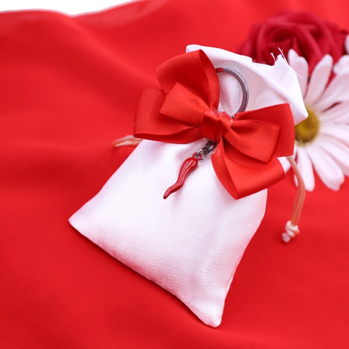 Bomboniera Laurea e Compleanno Corno Peperoncino Su Sacchetto