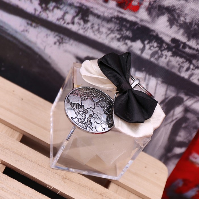 Portachiave Mappamondo 3D Bomboniere Confezionate su Plexiglass per Viale Magico Bomboniere Laurea