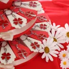 Torta Bomboniere Laurea e Compleanno con quadrifoglio rosso