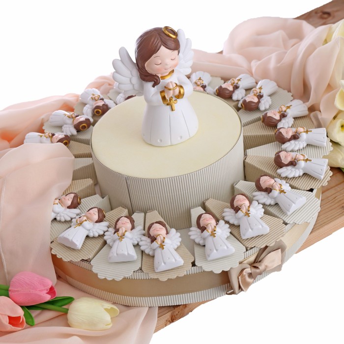 Bomboniere Prima Comunione Angelo Bimba con Rosario Calamita torta bomboniere vmb