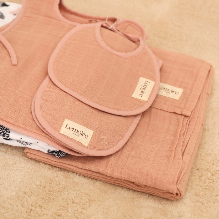 Box regalo femminuccia per il baby shower, corredino in rosa