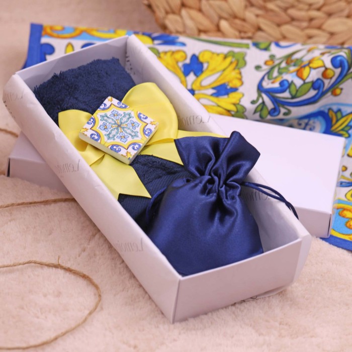 Bomboniere Matrimonio Amalfi - Asciugamano confezionato con Maioliche