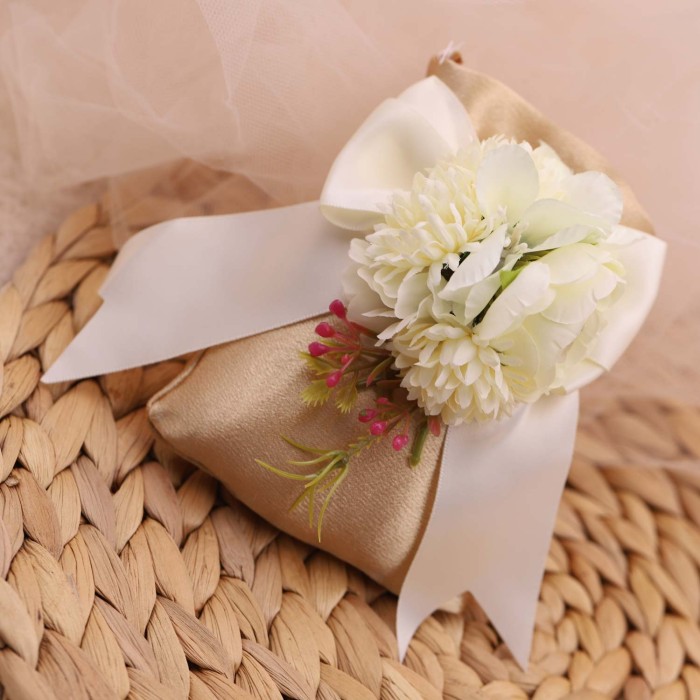 Sacchetto Confettata Nozze d'Oro - Bomboniere con bouquet di peonie