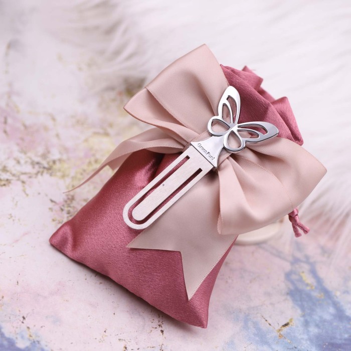 Ali di Farfalla: Segnalibro Elegante per Amanti della Lettura