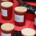 Candele profumate in vetro rosso marchio Charlotte