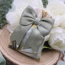 Bomboniere Dioniso: Eleganza per Promessa di Matrimonio