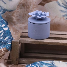 Bomboniere Utili per battesimo elegante: candele con rosa in porcellana confezionate in diverse misure