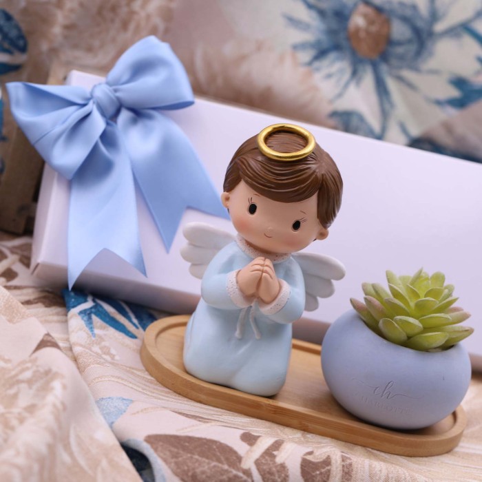 Confezione in scatola da cerimonia con confetti e bigliettini