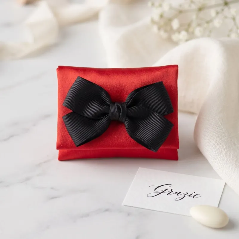 Bomboniera Pochette in Raso Rosso con Fiocco Personalizzabile